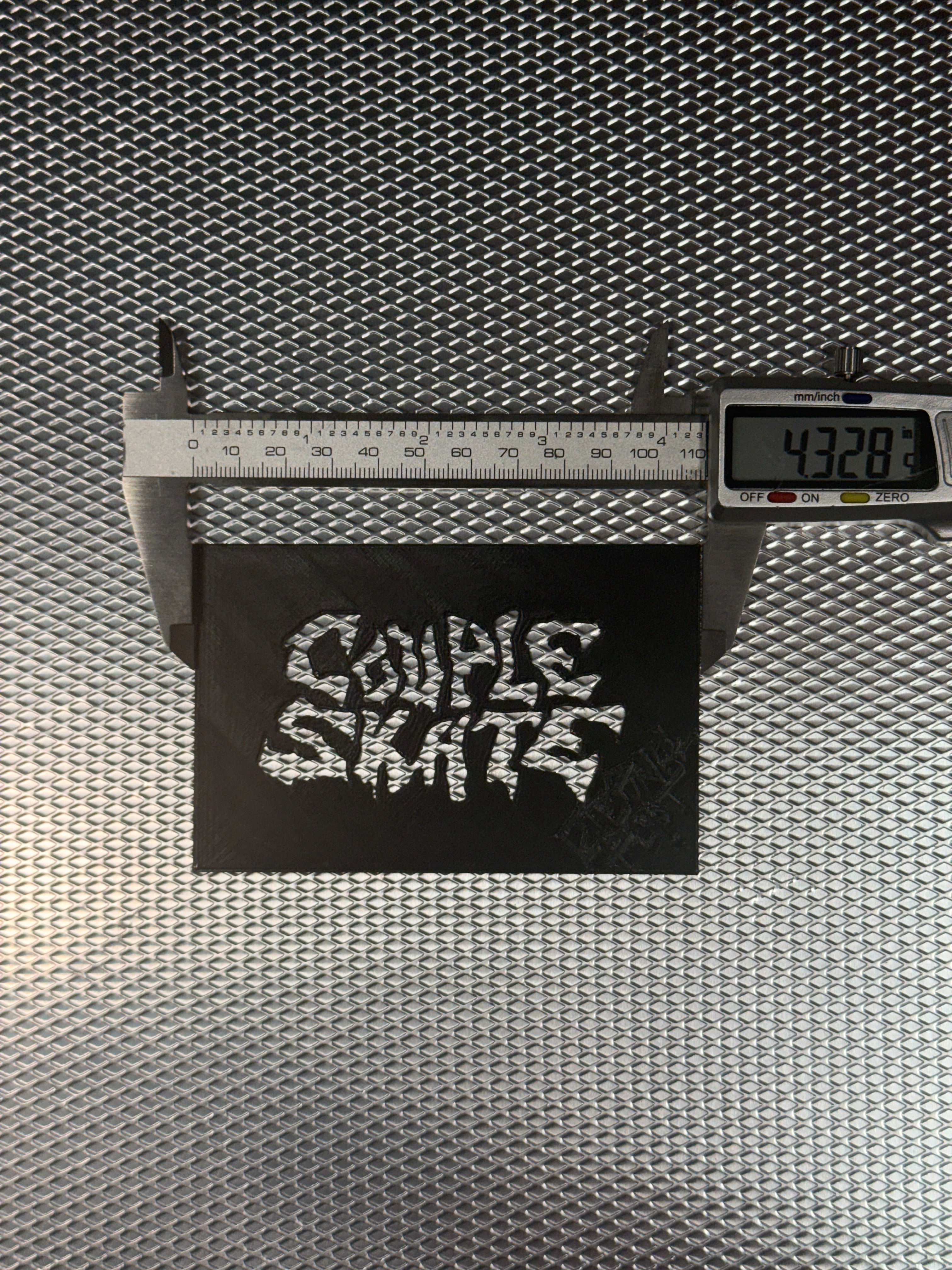 COUPLE SKATE LOGO STENCIL
