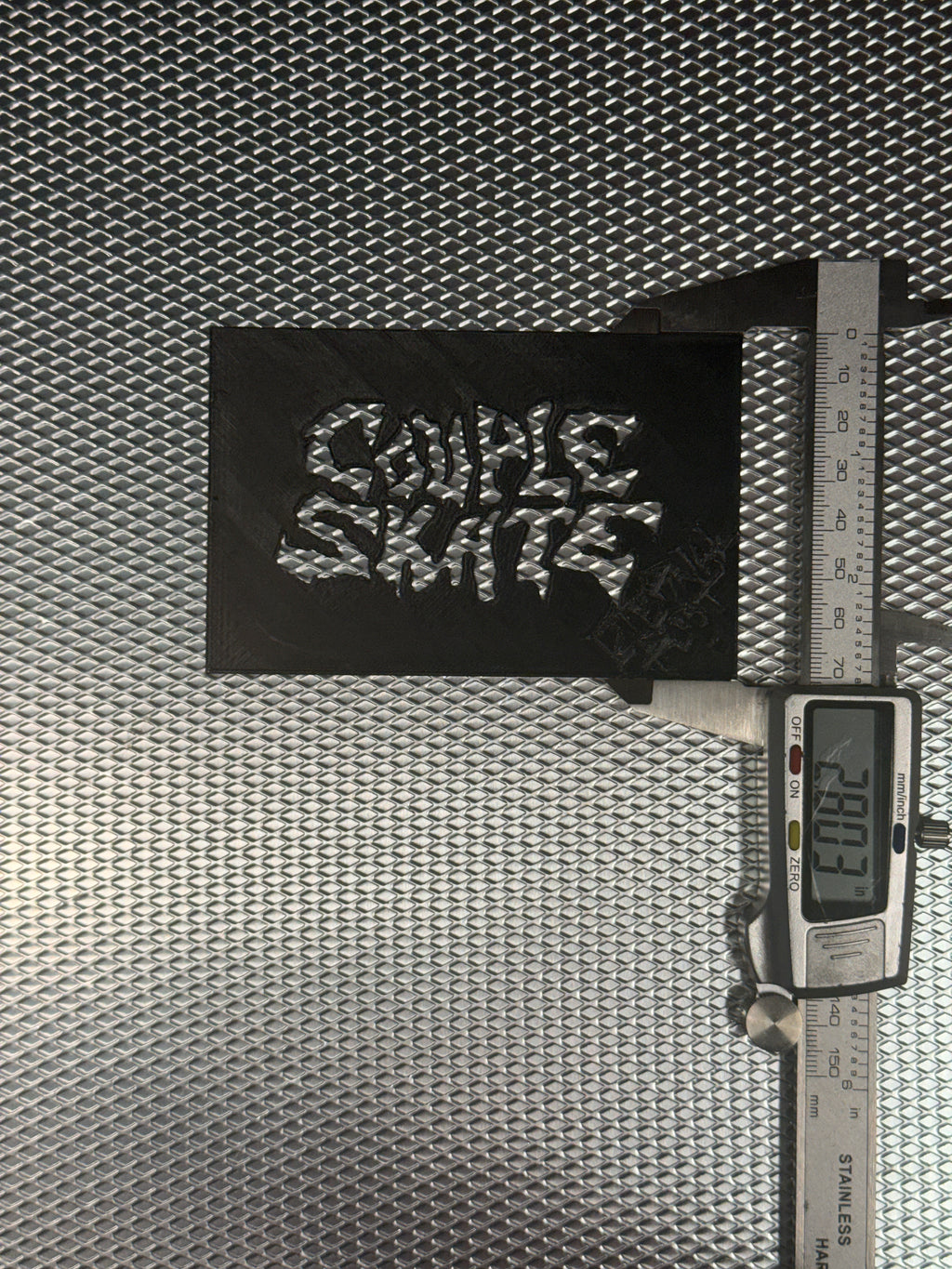 COUPLE SKATE LOGO STENCIL