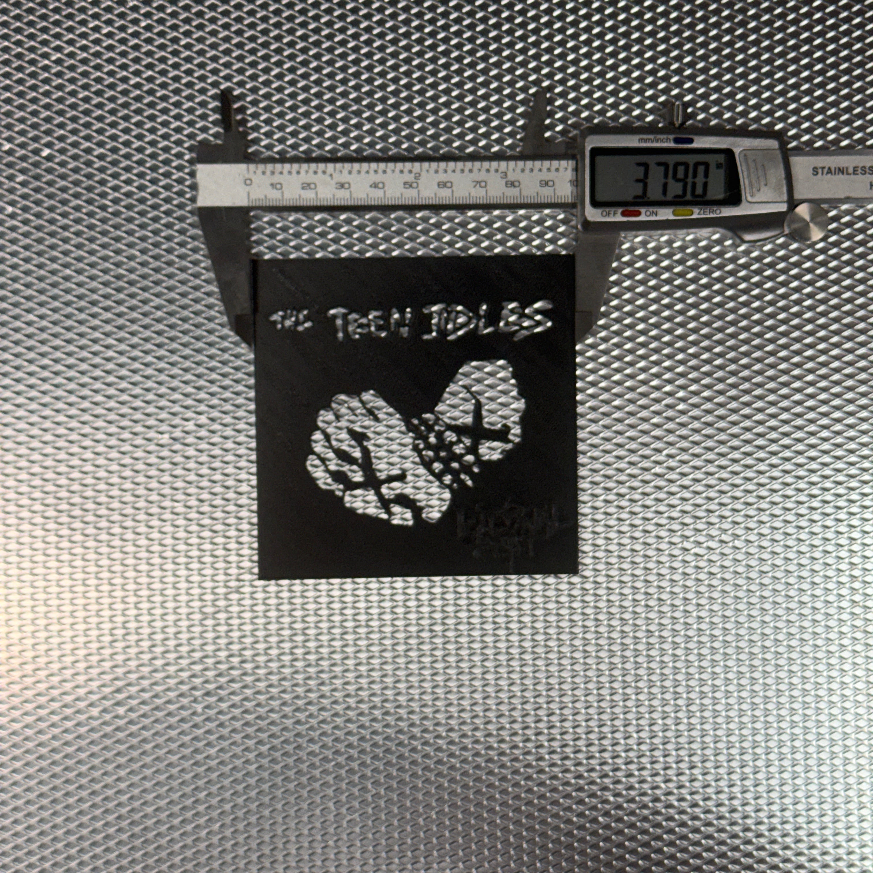 TEEN IDLES LOGO STENCIL