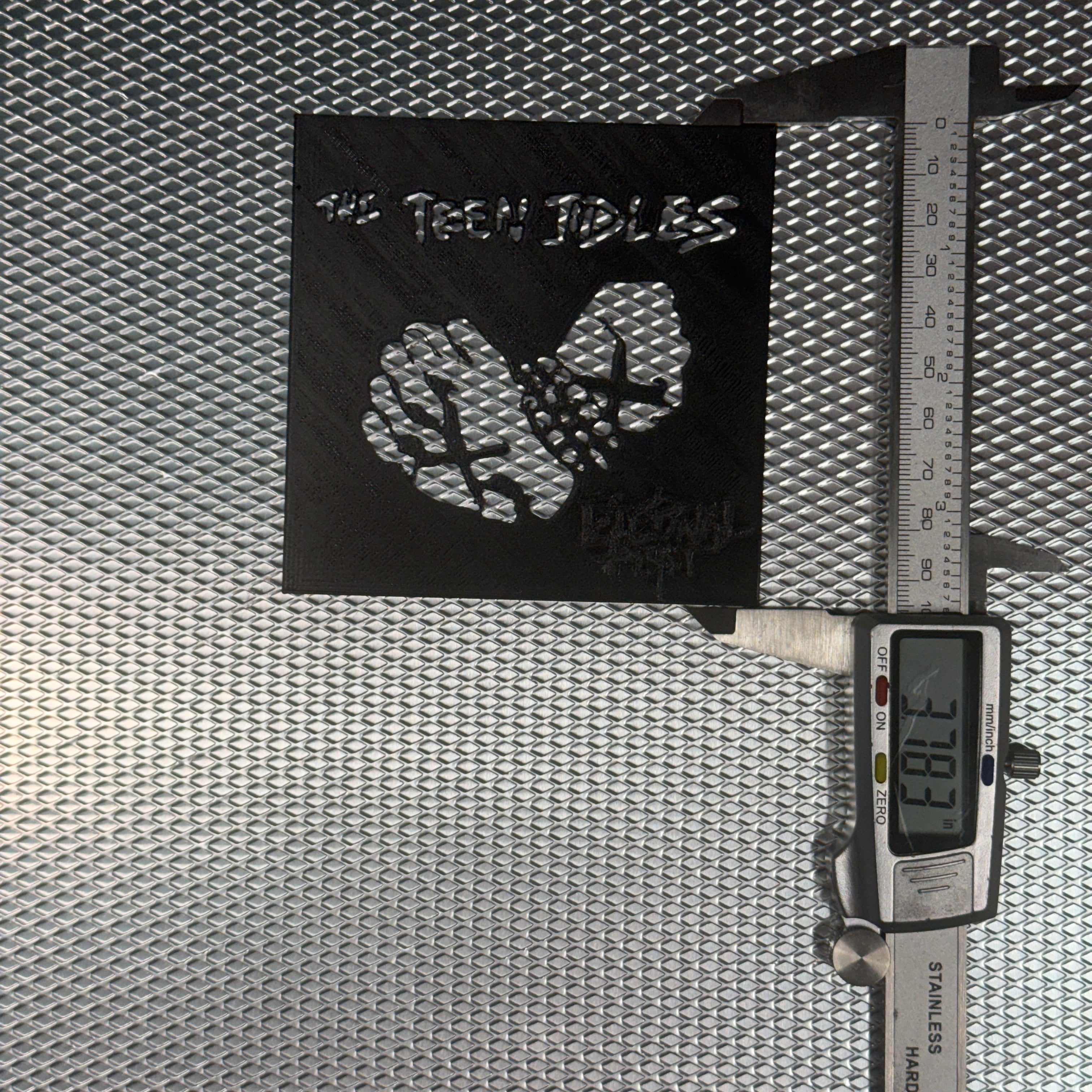 TEEN IDLES LOGO STENCIL